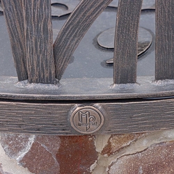 Kovaná kupola na studňu - detail loga UKOVMI Kovaná kupola na studňu - detail loga UKOVMI